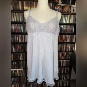 Oscar de la Renta Light Blue Dot-Print Label Trim Chemise Cottagecore Nighty